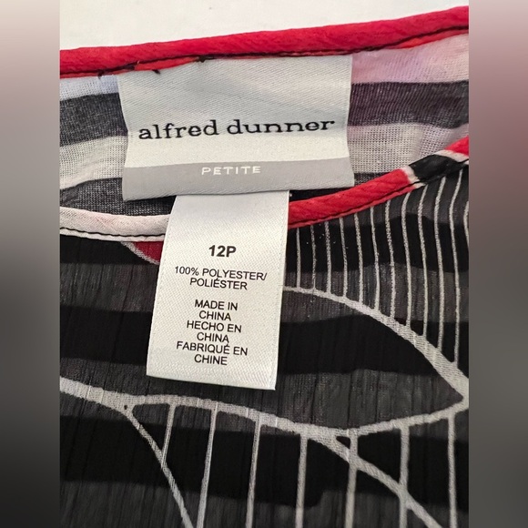 ALFRED DUNNER. SIZE 12P SHEER RED, WHITE,BLACK TOP - Picture 8 of 8